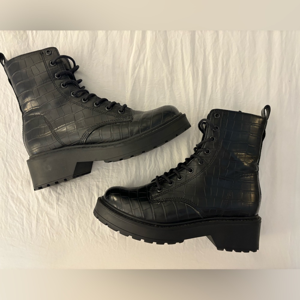 Steve Madden boots!